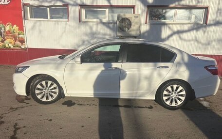 Honda Accord IX рестайлинг, 2013 год, 1 500 000 рублей, 17 фотография