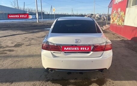 Honda Accord IX рестайлинг, 2013 год, 1 500 000 рублей, 19 фотография