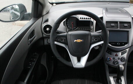 Chevrolet Aveo III, 2015 год, 810 000 рублей, 12 фотография