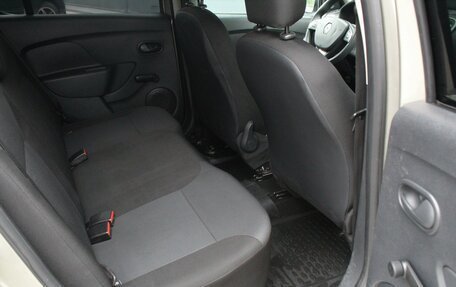 Renault Sandero II рестайлинг, 2015 год, 825 000 рублей, 17 фотография