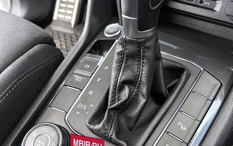 Volkswagen Tiguan II, 2018 год, 3 350 000 рублей, 21 фотография