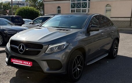 Mercedes-Benz GLE Coupe, 2017 год, 3 200 000 рублей, 2 фотография