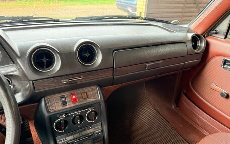 Mercedes-Benz W123, 1981 год, 625 000 рублей, 11 фотография