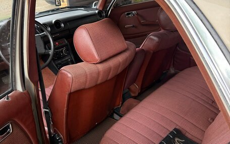 Mercedes-Benz W123, 1981 год, 625 000 рублей, 20 фотография