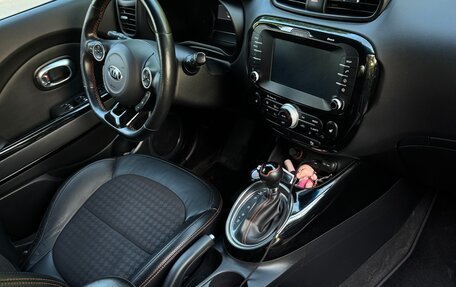 KIA Soul II рестайлинг, 2016 год, 1 550 000 рублей, 9 фотография
