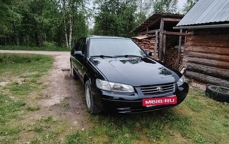 Toyota Camry, 1997 год, 600 000 рублей, 4 фотография