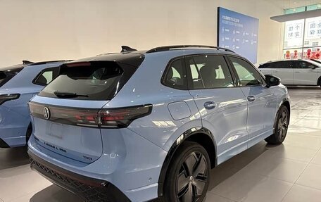 Volkswagen Tiguan, 2025 год, 4 073 261 рублей, 5 фотография