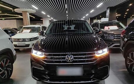 Volkswagen Tiguan, 2025 год, 3 785 980 рублей, 2 фотография