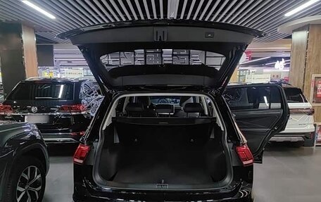 Volkswagen Tiguan, 2025 год, 3 785 980 рублей, 8 фотография