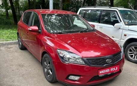 KIA cee'd I рестайлинг, 2011 год, 670 000 рублей, 1 фотография