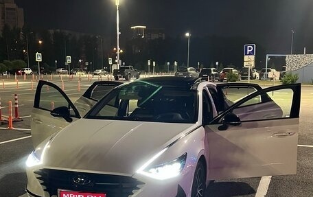 Hyundai Sonata VIII, 2021 год, 3 350 000 рублей, 1 фотография