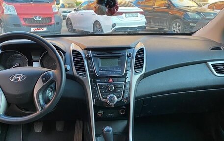 Hyundai i30 II рестайлинг, 2012 год, 894 000 рублей, 6 фотография