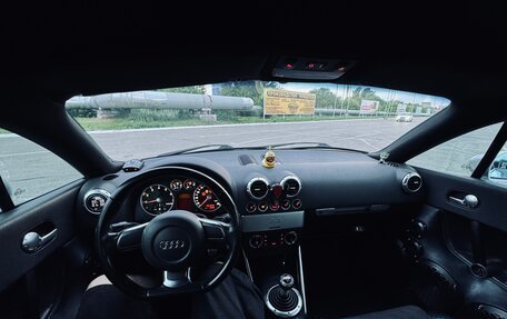 Audi TT, 1999 год, 900 000 рублей, 13 фотография