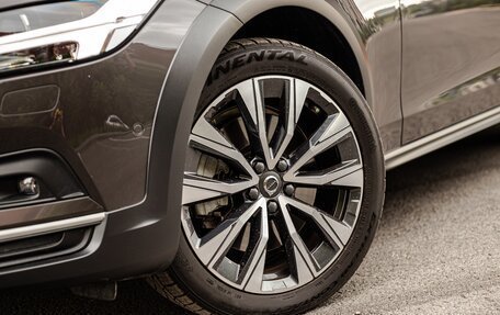 Volvo V90 Cross Country I рестайлинг, 2021 год, 6 500 000 рублей, 3 фотография