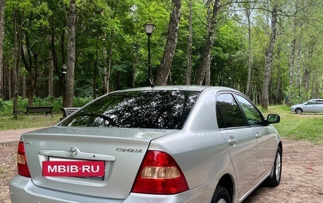 Toyota Corolla, 2004 год, 570 000 рублей, 3 фотография