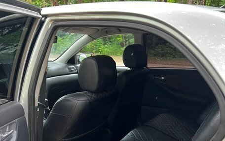 Toyota Corolla, 2004 год, 570 000 рублей, 10 фотография