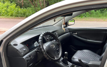Toyota Corolla, 2004 год, 570 000 рублей, 9 фотография