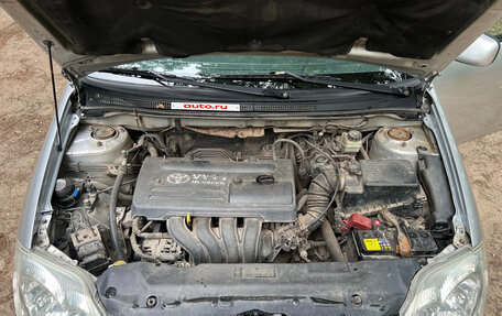 Toyota Corolla, 2004 год, 570 000 рублей, 13 фотография