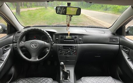 Toyota Corolla, 2004 год, 570 000 рублей, 11 фотография