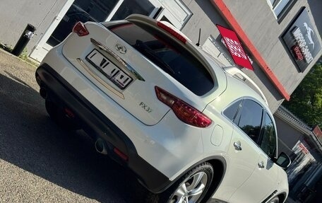 Infiniti FX II, 2011 год, 2 300 000 рублей, 5 фотография