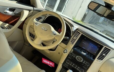 Infiniti FX II, 2011 год, 2 300 000 рублей, 15 фотография