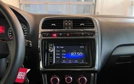 Volkswagen Polo VI (EU Market), 2011 год, 575 000 рублей, 12 фотография
