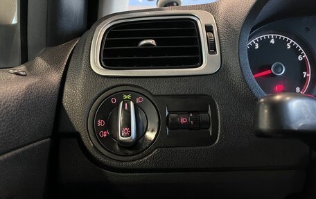 Volkswagen Polo VI (EU Market), 2011 год, 575 000 рублей, 32 фотография
