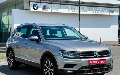 Volkswagen Tiguan II, 2019 год, 3 097 000 рублей, 4 фотография
