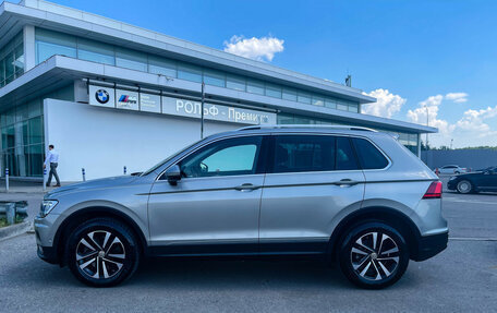 Volkswagen Tiguan II, 2019 год, 3 097 000 рублей, 9 фотография
