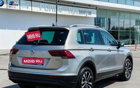 Volkswagen Tiguan II, 2019 год, 3 097 000 рублей, 6 фотография