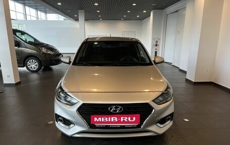 Hyundai Solaris II рестайлинг, 2018 год, 1 390 000 рублей, 8 фотография