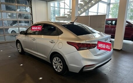 Hyundai Solaris II рестайлинг, 2018 год, 1 390 000 рублей, 5 фотография