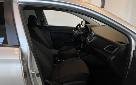 Hyundai Solaris II рестайлинг, 2018 год, 1 390 000 рублей, 29 фотография