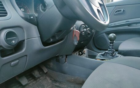 KIA Rio II, 2010 год, 250 000 рублей, 8 фотография