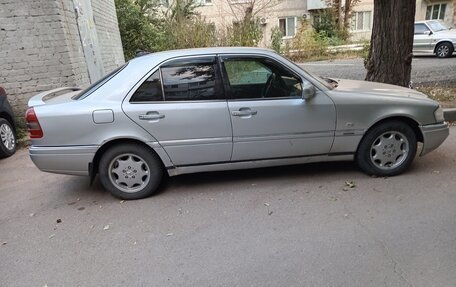 Mercedes-Benz C-Класс, 1996 год, 150 000 рублей, 2 фотография