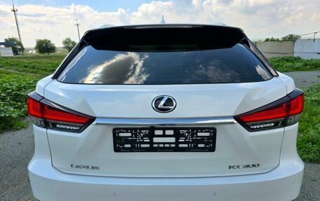 Lexus RX IV рестайлинг, 2021 год, 5 300 000 рублей, 19 фотография