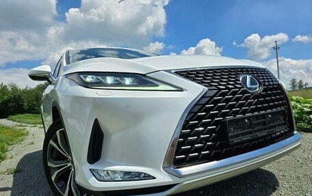 Lexus RX IV рестайлинг, 2021 год, 5 300 000 рублей, 29 фотография