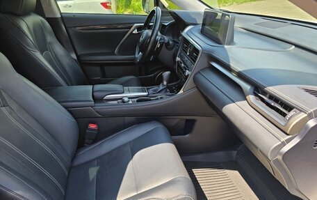 Lexus RX IV рестайлинг, 2021 год, 5 300 000 рублей, 38 фотография