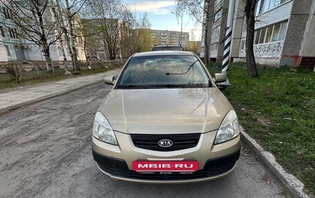 KIA Rio II, 2007 год, 650 000 рублей, 2 фотография
