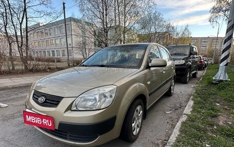 KIA Rio II, 2007 год, 650 000 рублей, 3 фотография
