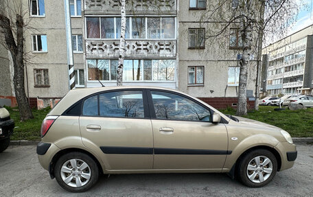 KIA Rio II, 2007 год, 650 000 рублей, 7 фотография