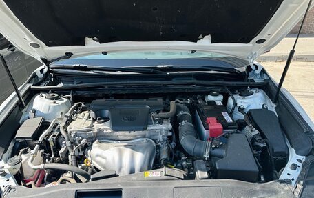 Toyota Camry, 2019 год, 3 300 000 рублей, 14 фотография