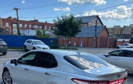 Toyota Camry, 2019 год, 3 300 000 рублей, 4 фотография