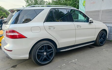 Mercedes-Benz M-Класс, 2014 год, 3 140 000 рублей, 6 фотография