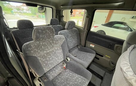 Nissan Serena II, 2000 год, 699 000 рублей, 15 фотография