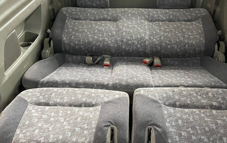 Nissan Serena II, 2000 год, 699 000 рублей, 14 фотография