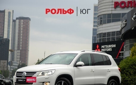 Volkswagen Tiguan I, 2011 год, 1 188 000 рублей, 2 фотография