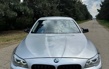 BMW 5 серия, 2011 год, 1 420 000 рублей, 2 фотография