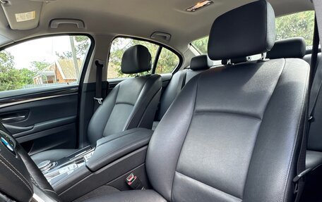 BMW 5 серия, 2011 год, 1 420 000 рублей, 14 фотография