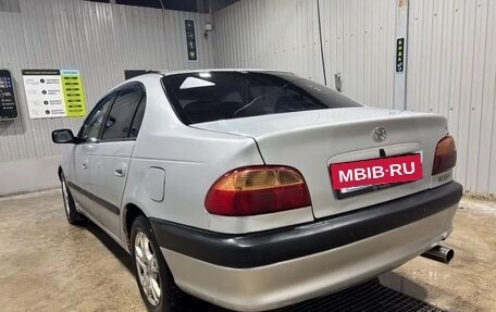 Toyota Avensis III рестайлинг, 1998 год, 240 000 рублей, 2 фотография